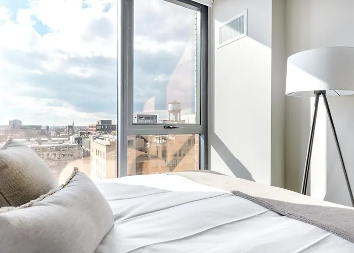 W Loop W Pool Gym Nr Restaurant Row Chi-275 Apartment *